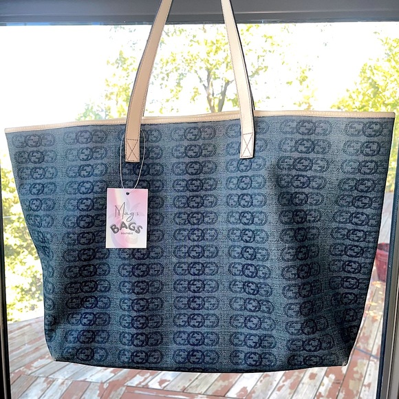 Gucci: Denim Interlocking GG Leather Abbey Joy Tote Shoulder Bag (White) - Picture 10 of 17